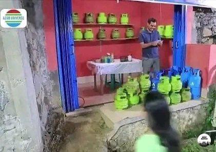 adegan penjual di sinetron (twitter.com/moviemenfes)