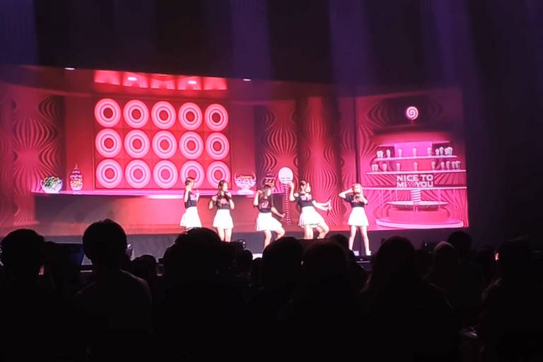 NMIXX di showcase tour NICE TO MIXX YOU IN JAKARTA (dok. Pribadi/Ines Sela Melia)