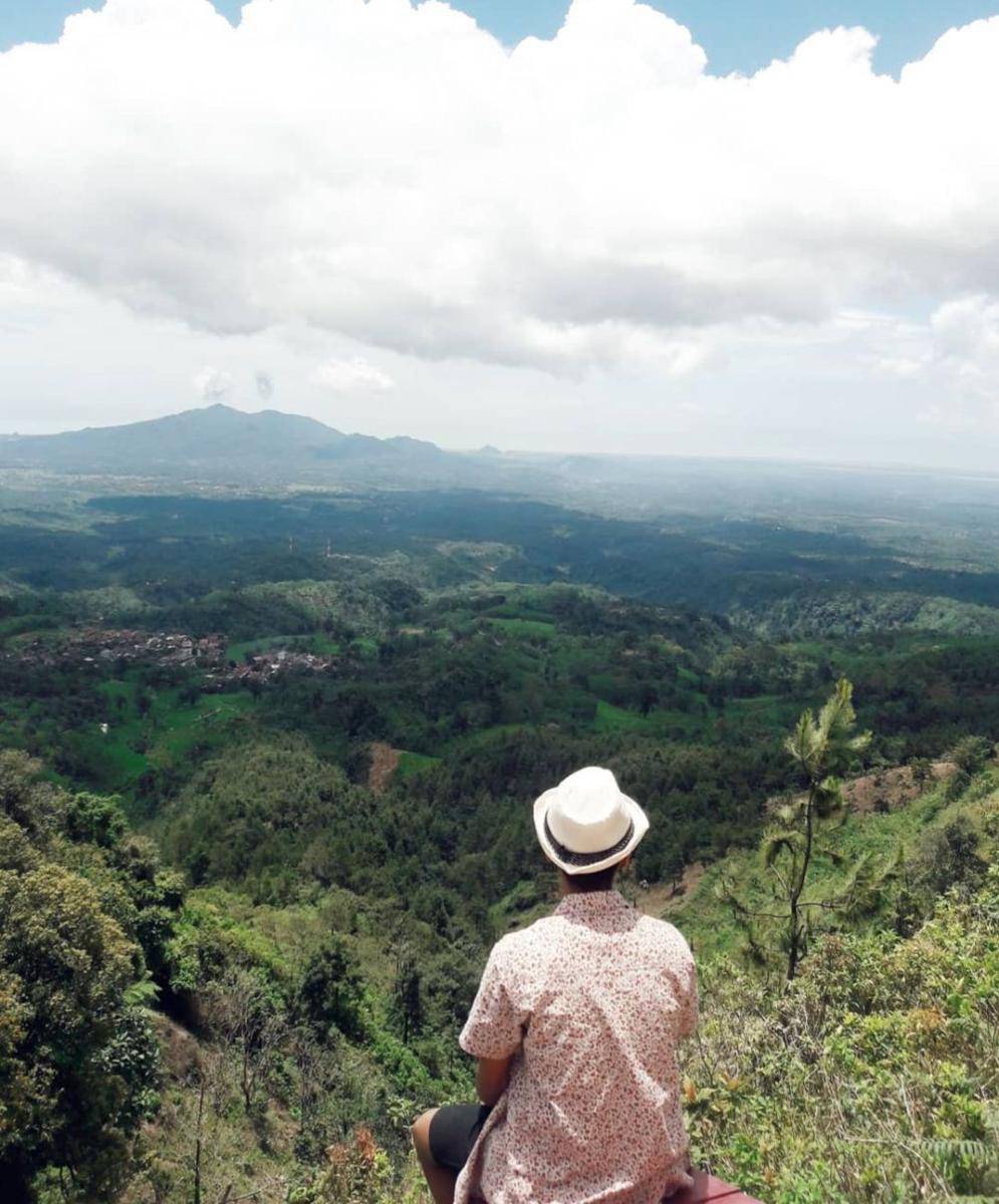 Puncak Distoroto (instagram.com/amd_said)