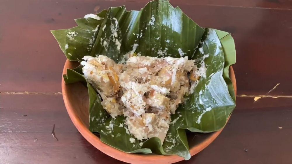 Resep Botok Teri Mangga Muda Asem Seger, Lauk Tradisional!