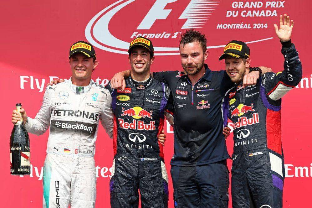 Daniel Ricciardo saat naik podium GP Kanada 2014 bersama Nico Rosberg dan Sebastian Vettel. (formula1.com)