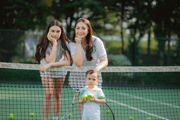 8 Potret Kompak Nagita dan Gege Elisa, Bakal Duet di Lagi-Lagi Tenis