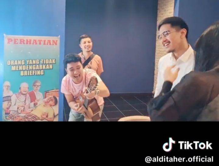 Aldi Taher dan Kaesang (Tiktok.com/alditaher.official)