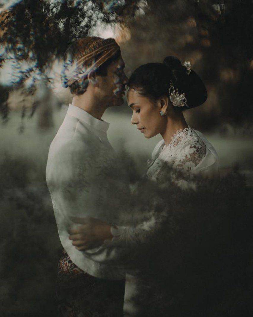 Michael Wahr dan Adinia Wirasti menikah (Instagram.com/michaelwahr)