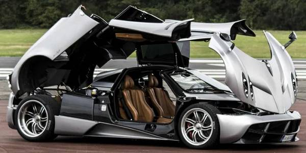 Mobil Transformer Pagani Huayra (9gag.com)