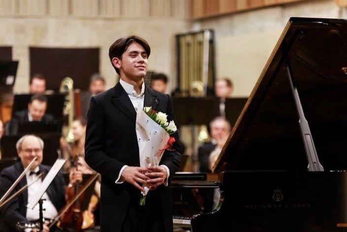 Biodata-Profil George Harliono, Pianis Muda Perdana Konser di Jakarta