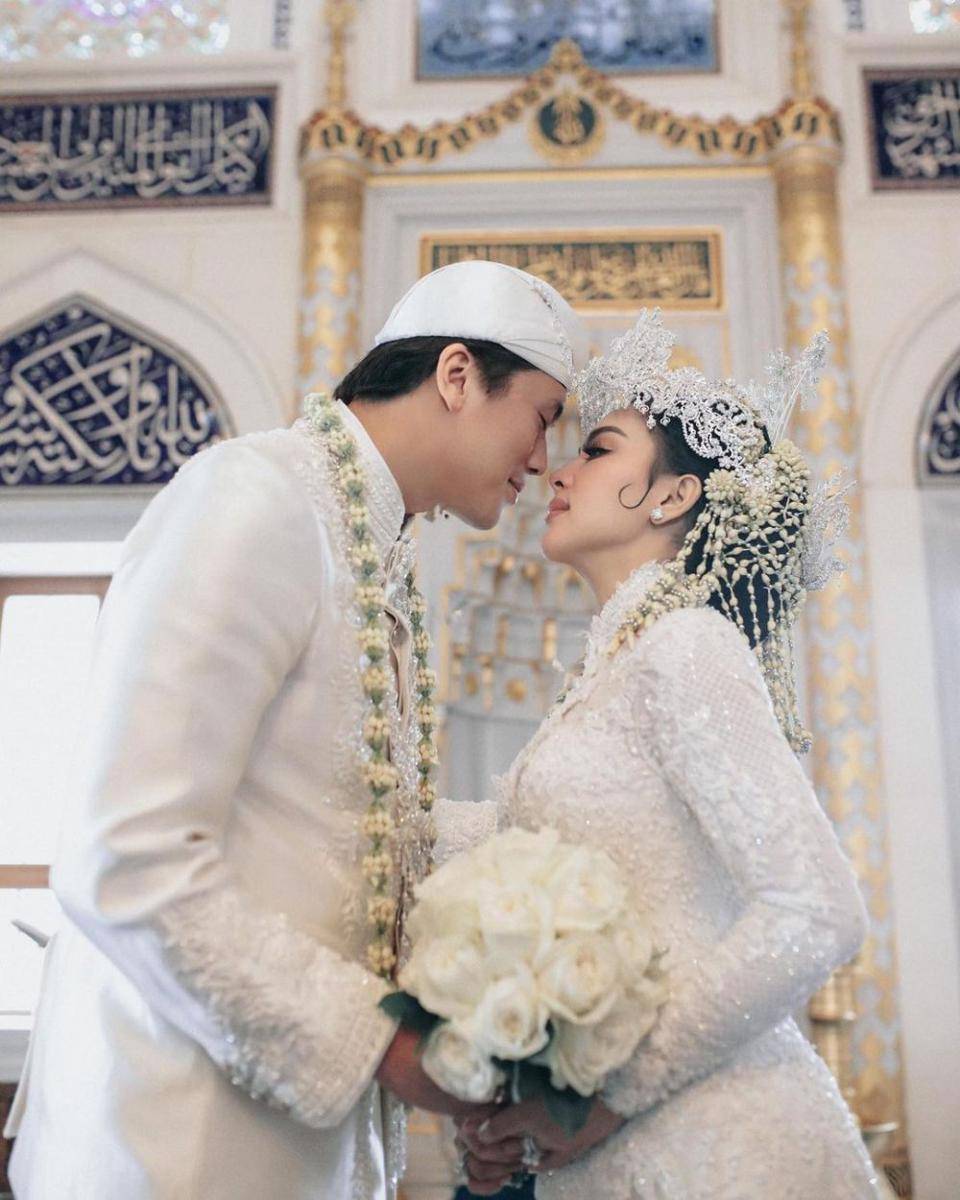 potret Syahrini dan Reino Barrack (instagram.com/princessyahrini)