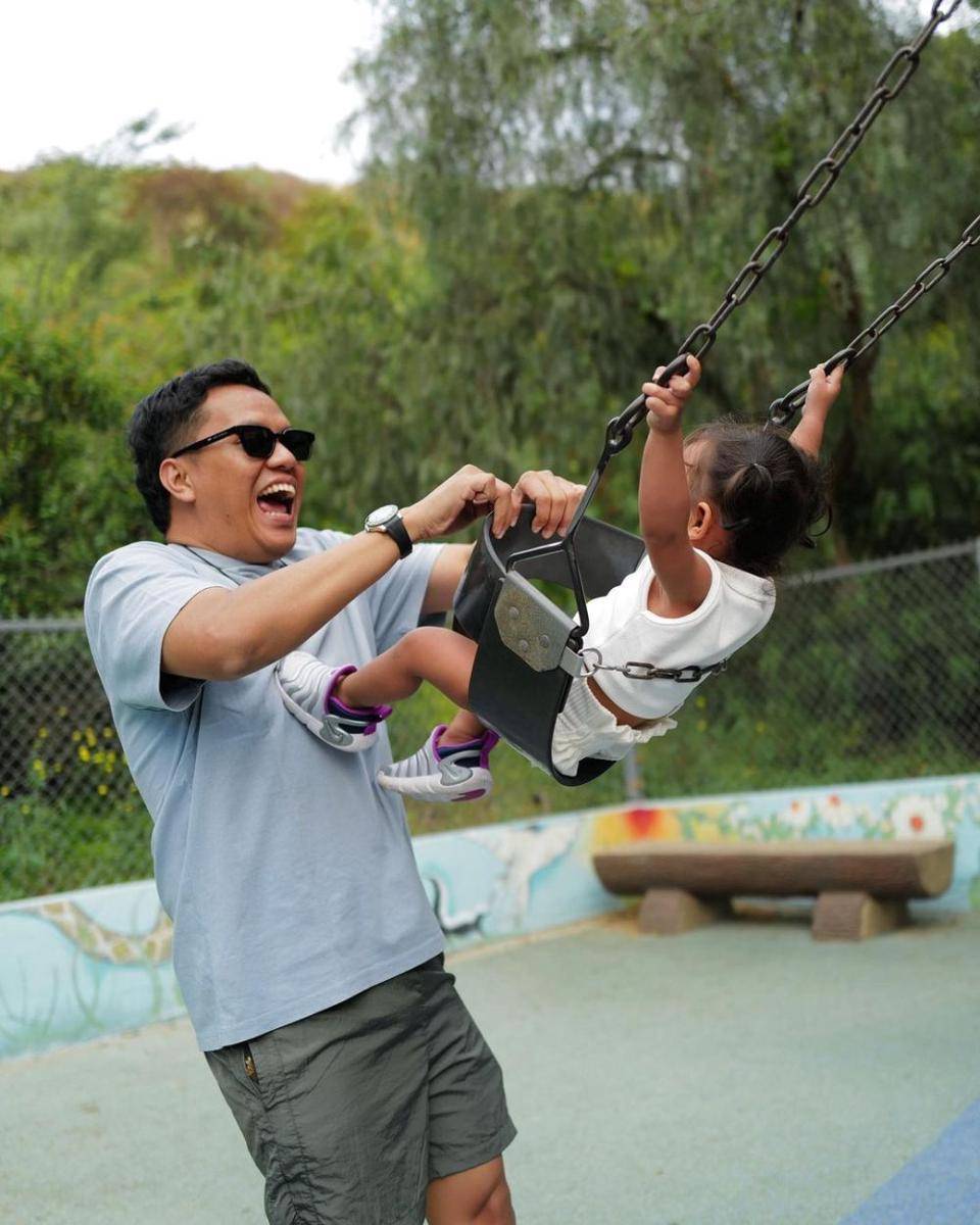 potret Arief Muhammad dan buah hati (instagram.com/tiarapangestika)