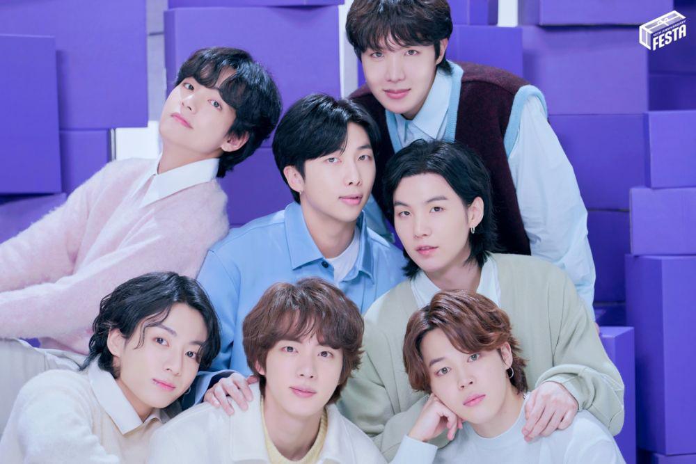 Lirik Lagu Take Two - BTS dan Terjemahannya, Hadiah Anniversary ke-10!