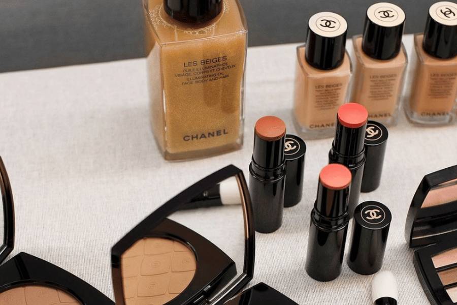 potret aneka produk CHANEL Beauty (instagram.com/chanel.beauty)