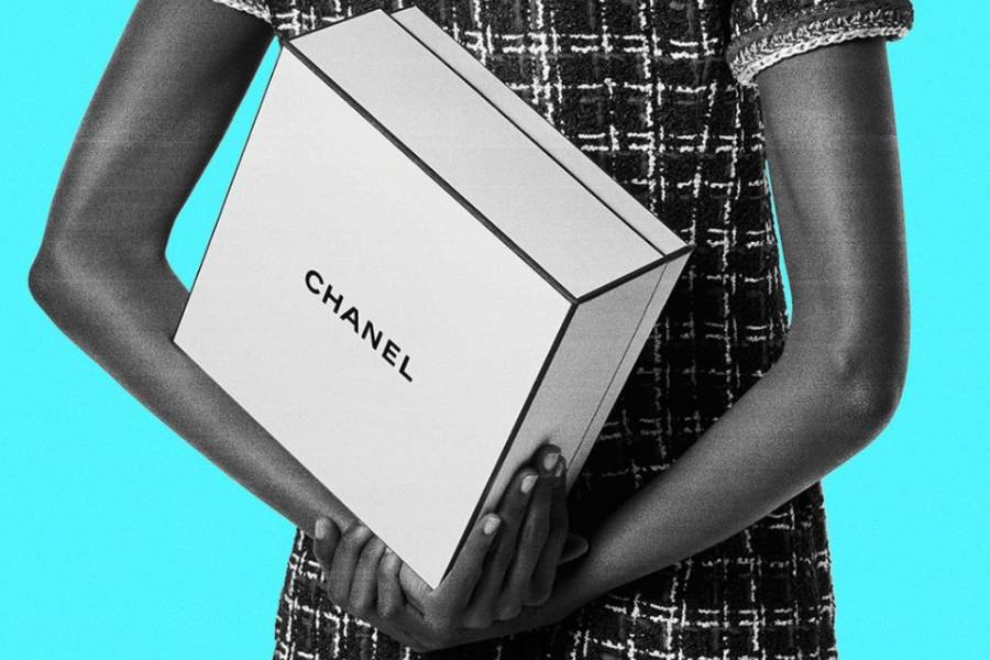 potret gift box CHANEL Beauty (instagram.com/chanel.beauty)