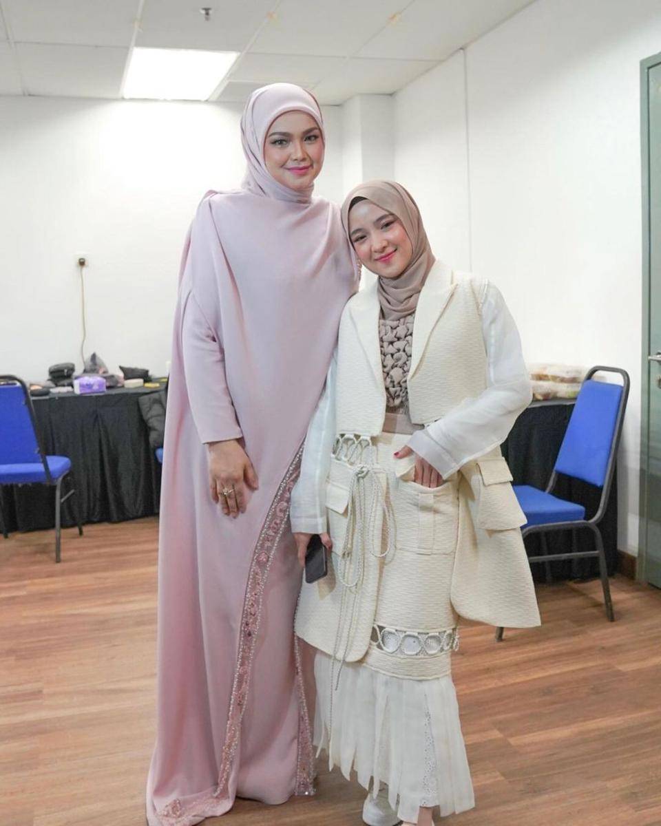 Siti Nurhaliza dan Nisa Sabyan (instagram.com/nissa_sabyan)