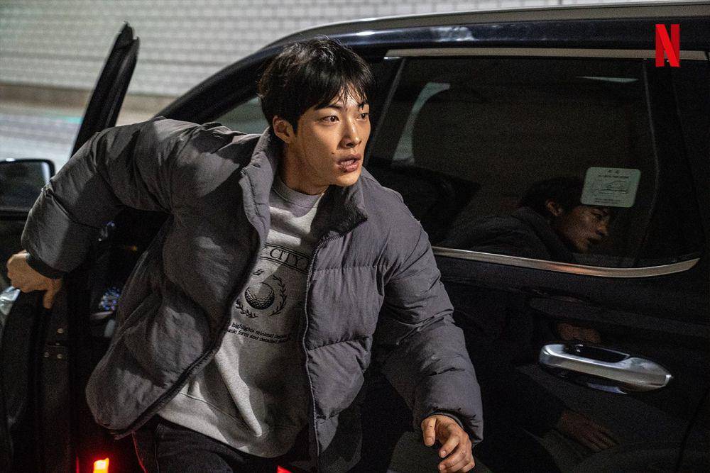 Kim Gun Woo (Woo Do Hwan) di drakor Bloodhounds (twitter.com/netflixkcontent)
