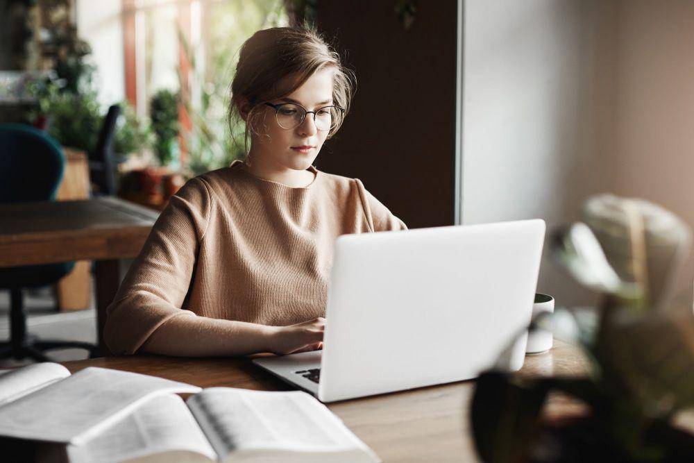 Cara aman menggunakan WiFi publik
