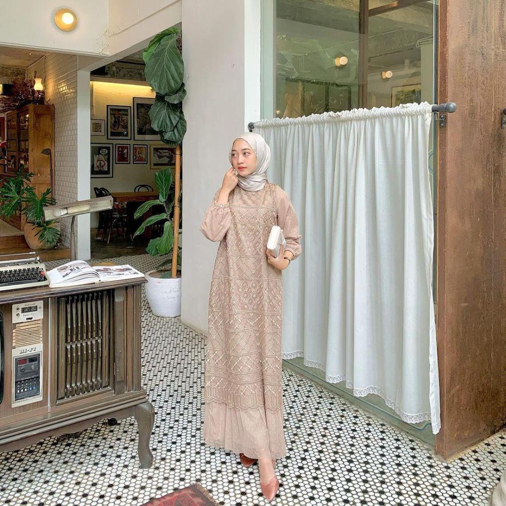 OOTD brokat soft. (instagram.com/nabilayua)