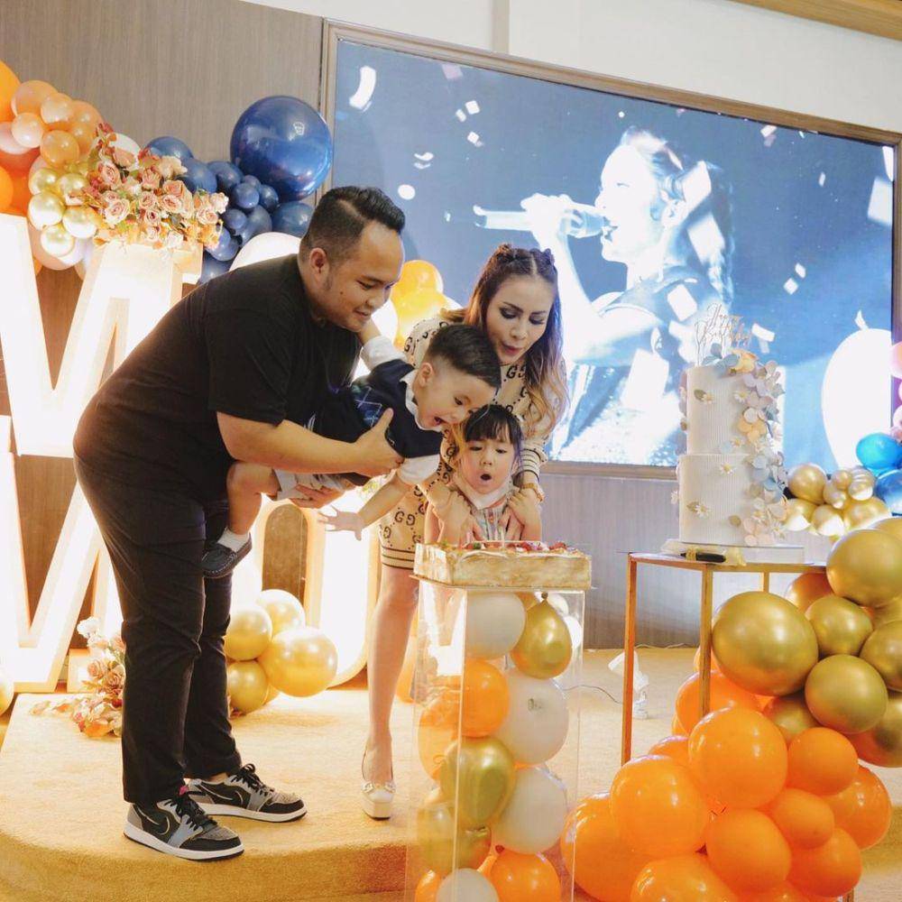 momen kejutan ulang tahun Momo eks Geisha (instagram.com/therealmomogeisha)