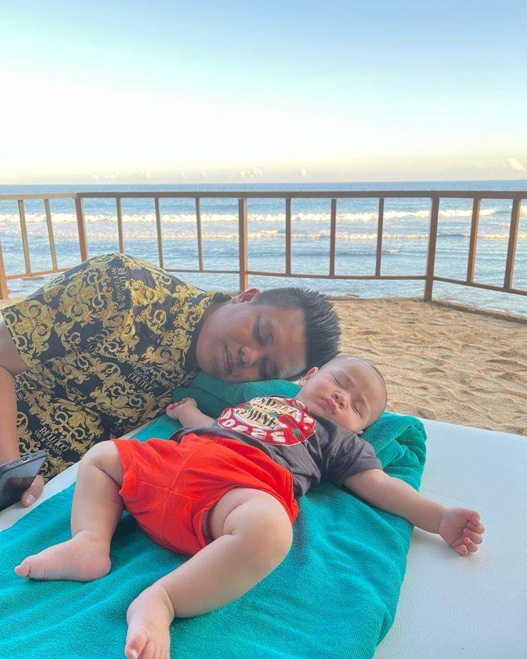 Rayyanza dan bodyguard (Instagram.com/bengbeng_ra)