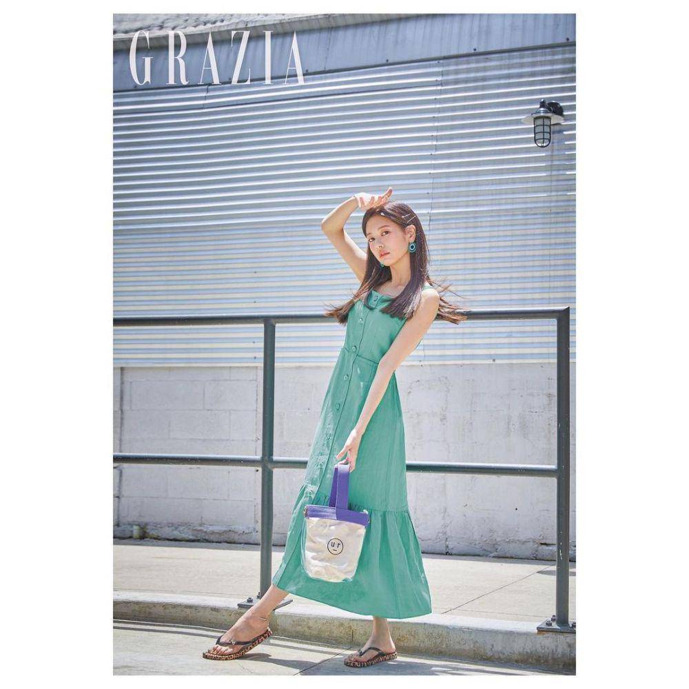 inspirasi summer dress ala aktris Korea, trendi abis (instagram.com/somin_jj)