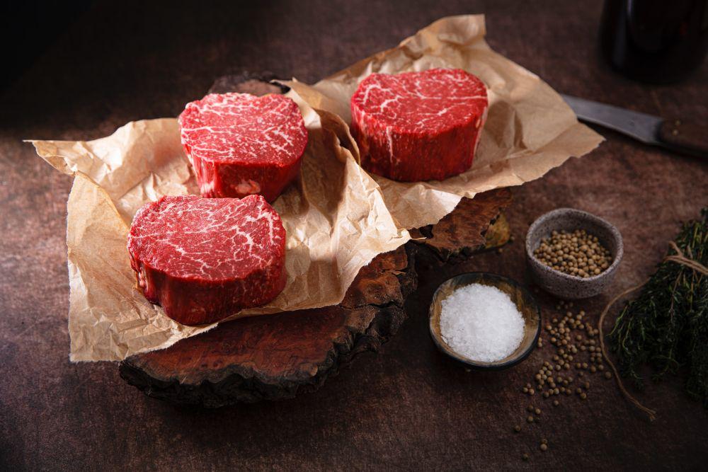 ilustrasi daging sapi (unsplash.com/Madie Hamilton)