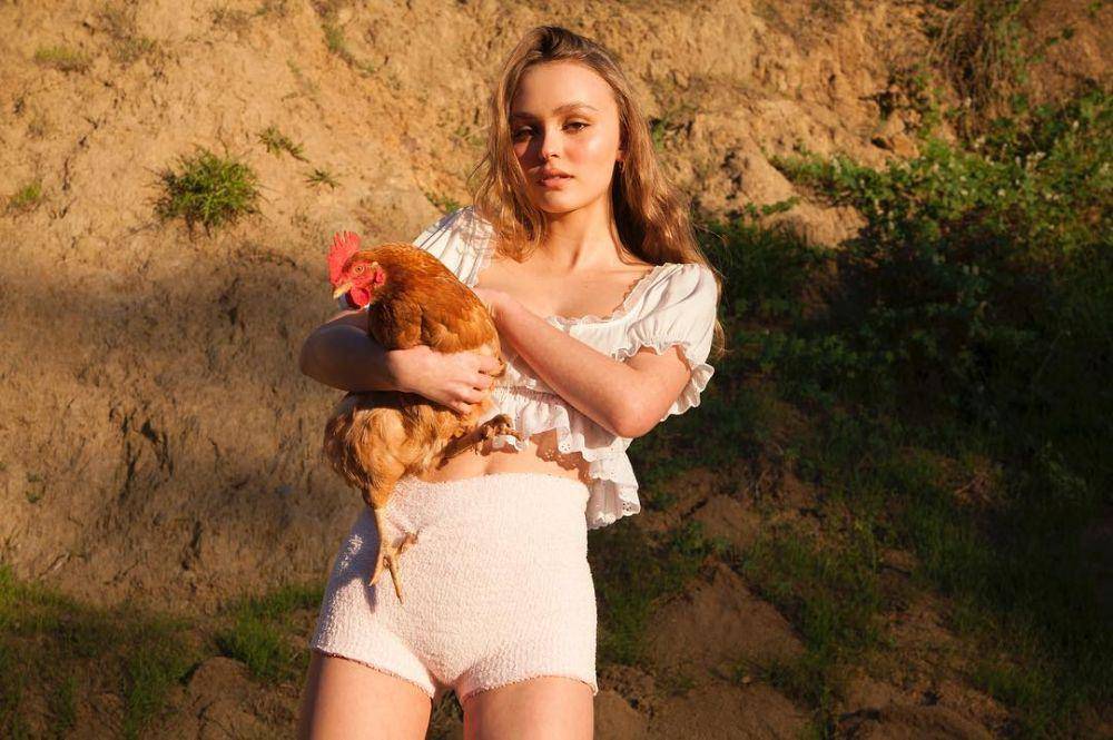 Potret Lily-Rose Depp (instagram.com/lilyrose_depp)