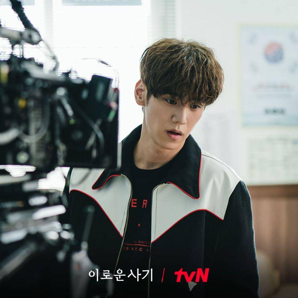 potret pemain drama Delightfully Deceitful di balik layar (instagram.com/tvn_drama)