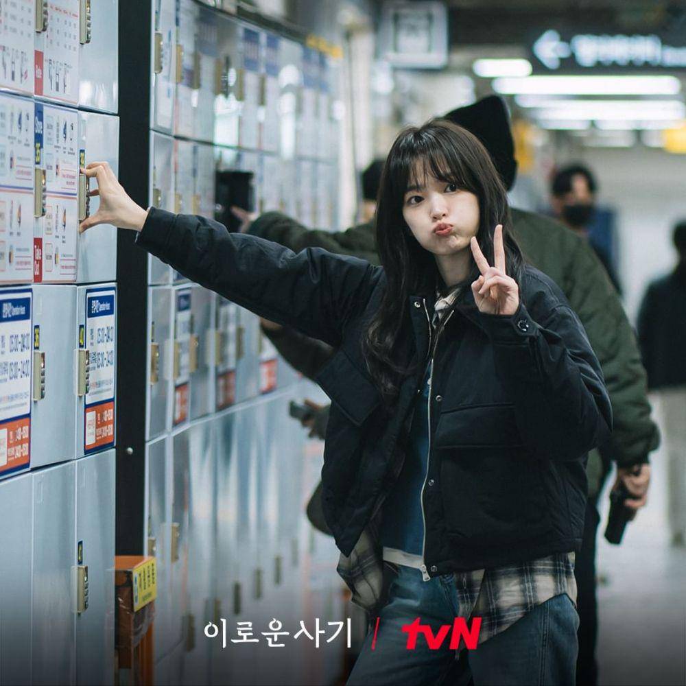 potret pemain drama Delightfully Deceitful di balik layar (instagram.com/tvn_drama)