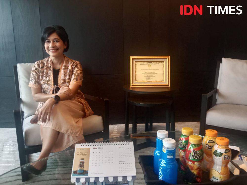 Meriam Wahyuni Katombo (HR Corporate Director PT Sayap Mas Utama) saat diwawancarai di Wisma Gawi, Jakarta Pusat (23/5/2023). (IDN Times/Febriyanti Revitasari)