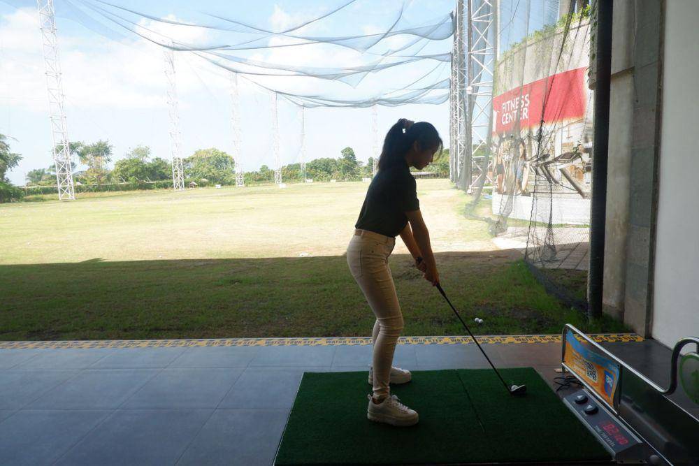 Salah satu driving range yang ada di Denpasar. (dok. pribadi/Ari Budiadnyana)