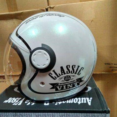 Helm half face GM Vint (shopee.co.id/kiplidevi)