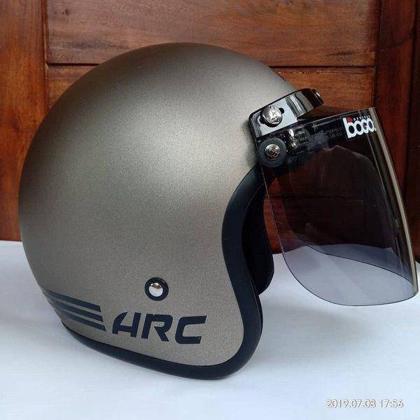 Helm half face JPN ARC (Facebook/B&S Collection Bali)
