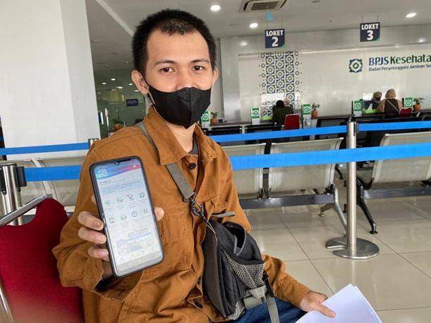 Panji (28), seorang warga Kecamatan Cilodong, Depok, mengaku mengapresiasi hadirnya Aplikasi Mobile JKN. (Dok. BPJS Kesehatan)