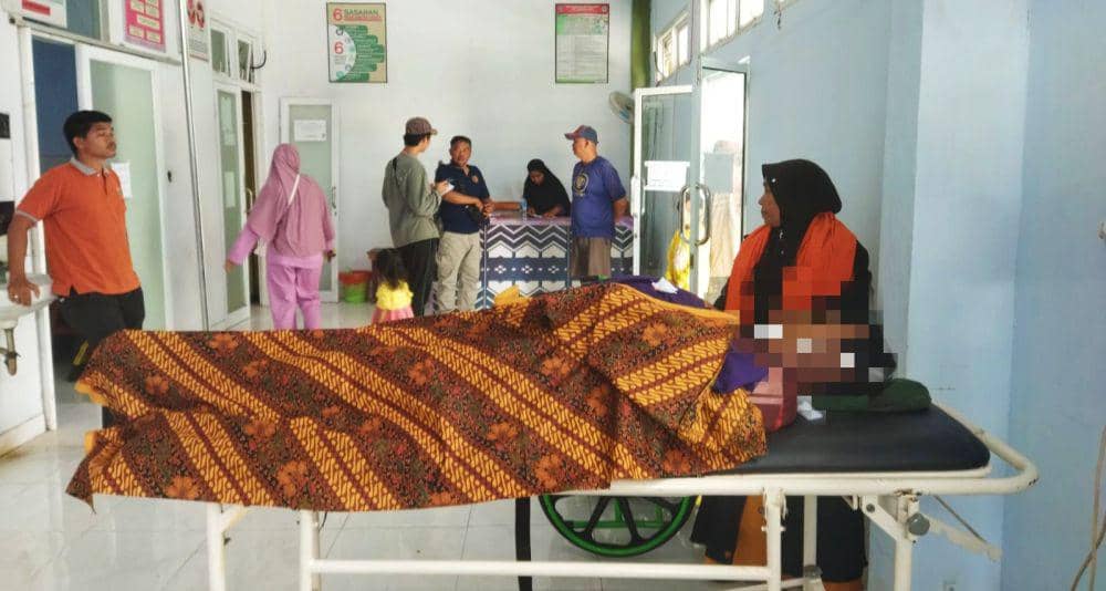 Mekanik asal Jatim Tewas Terjatuh saat Perbaiki Atap Gudang di Dompu