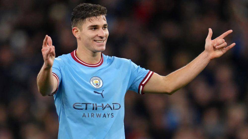 Julian Alvarez (mancity.com)