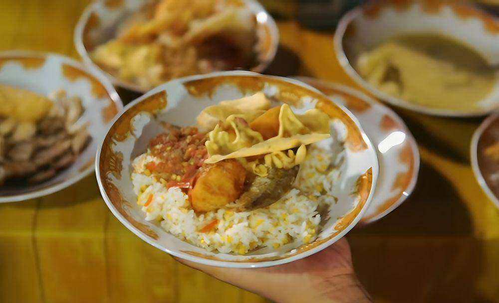 Nasi jagung Mak Neron (youtube.com/dyodoran)