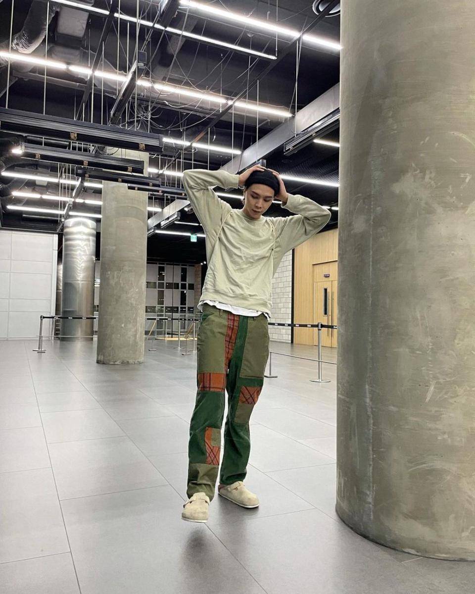 Johnny NCT (instagram.com/johnnyjsuh)