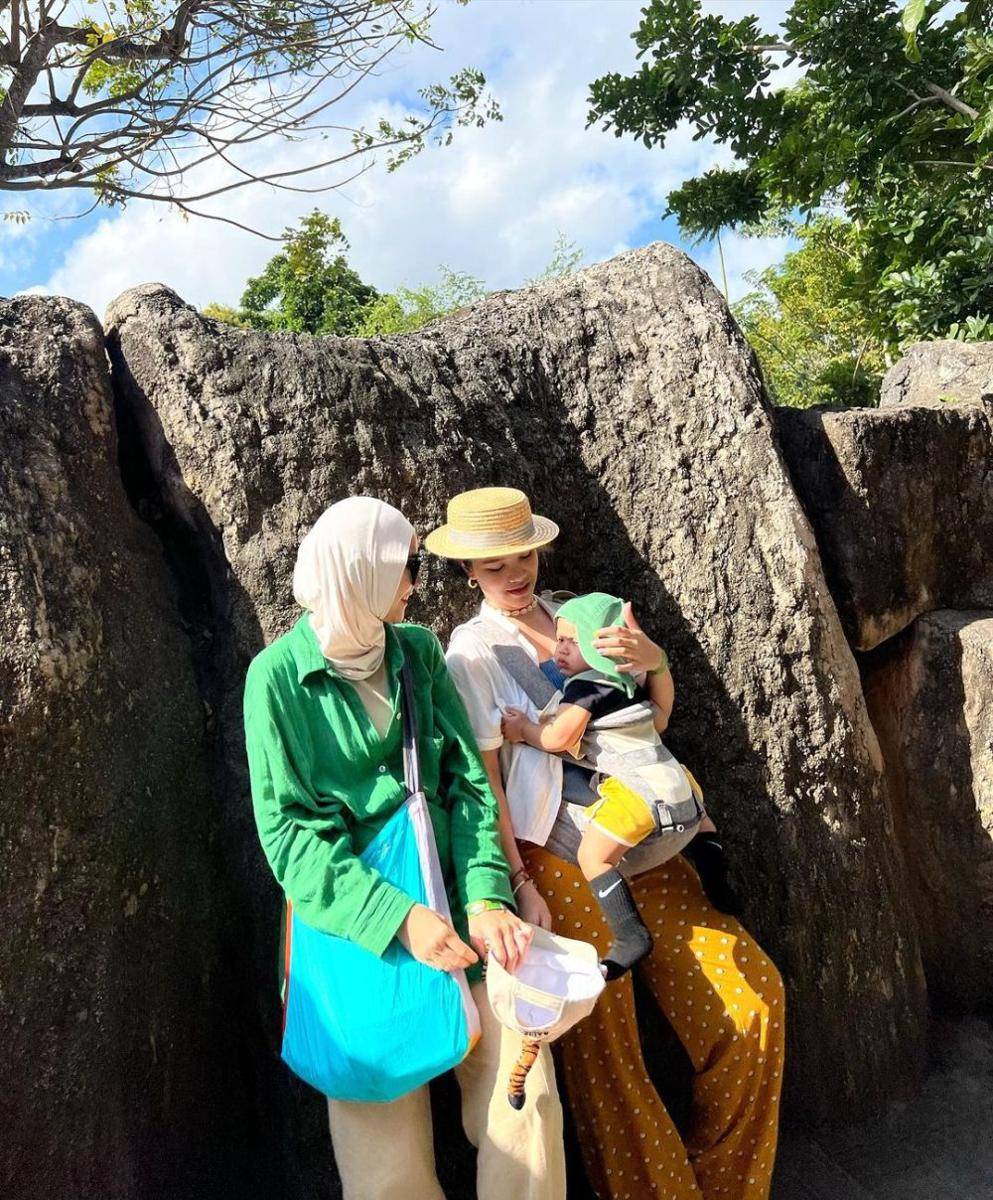 momen Zaskia Adya Mecca dan keluarga liburan di Bali (instagram.com/zaskiadyamecca)