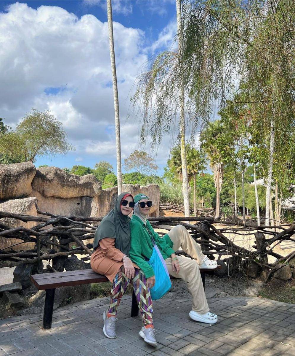 momen Zaskia Adya Mecca dan keluarga liburan di Bali (instagram.com/zaskiadyamecca)