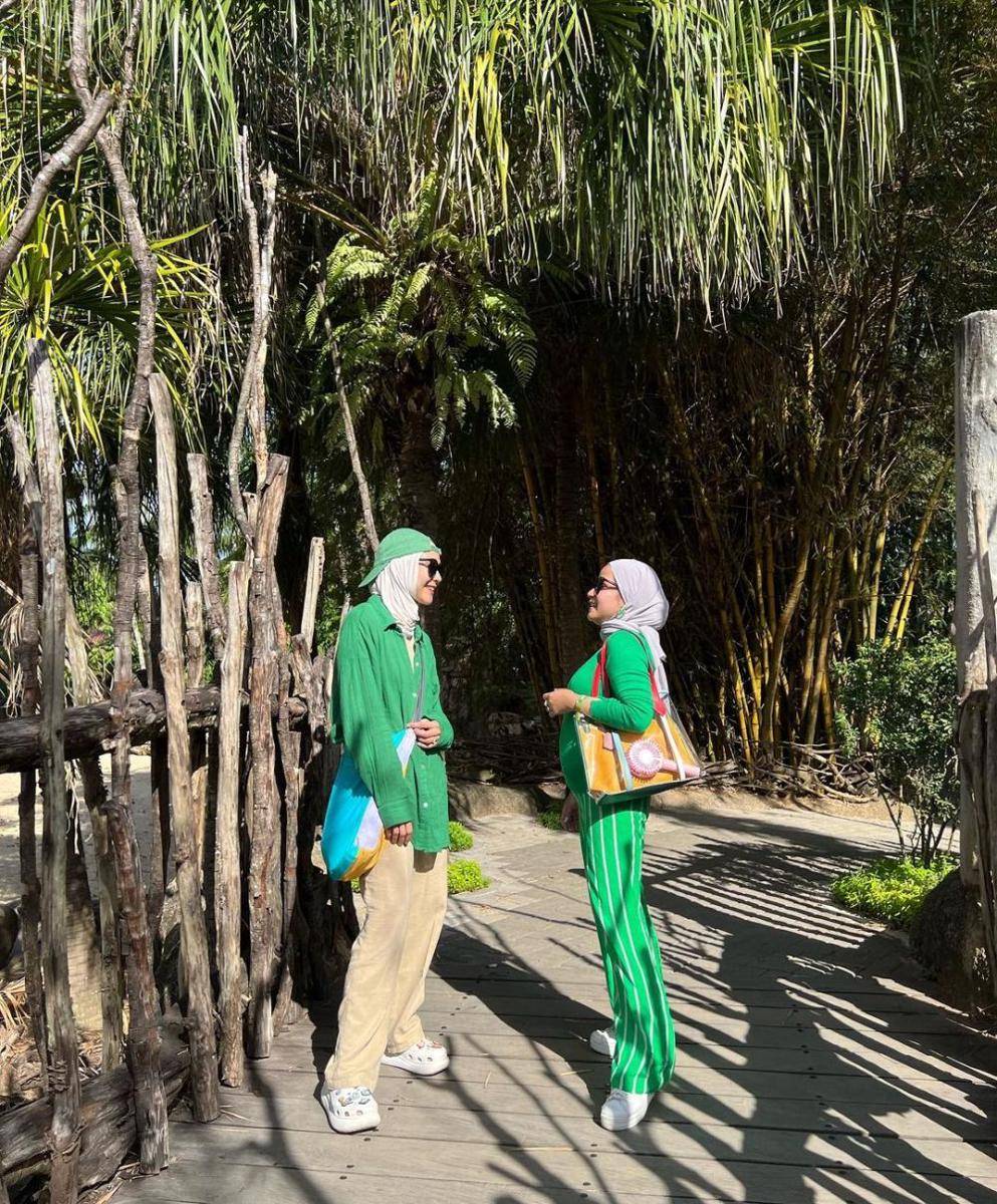 momen Zaskia Adya Mecca dan keluarga liburan di Bali (instagram.com/zaskiadyamecca)