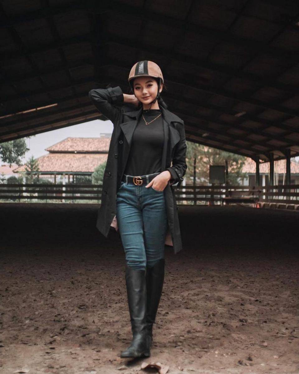 Gaya hangout Glenca Chysara (instagram.com/glencachysaraofficial)