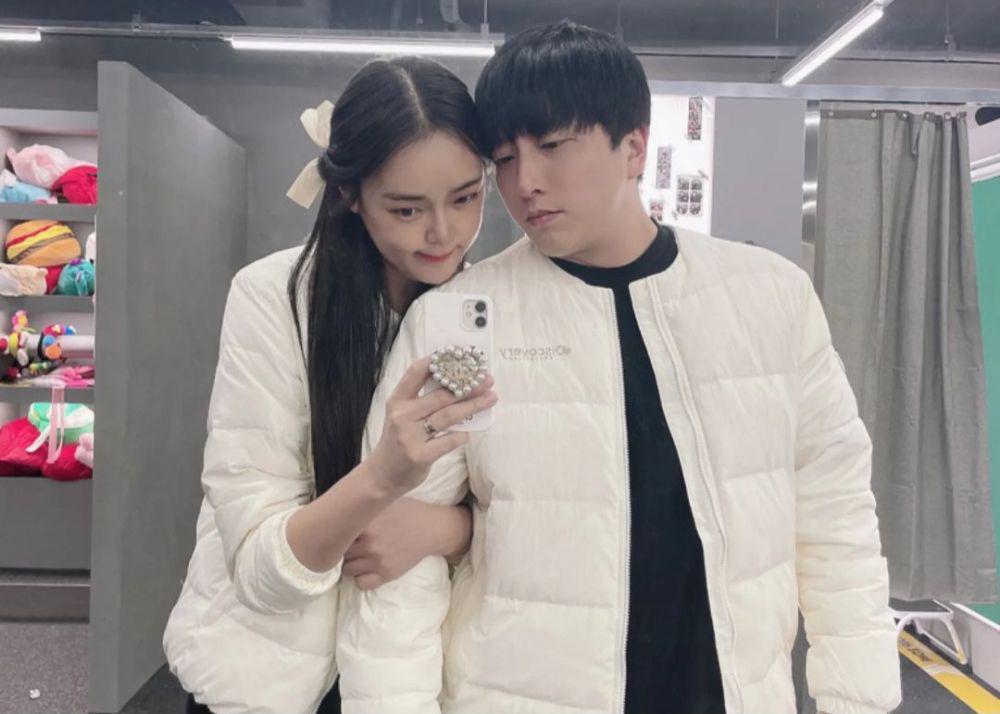7 Potret Choi Han Bit, Transgender Korea dan Calon Suami, Mesra Woy!