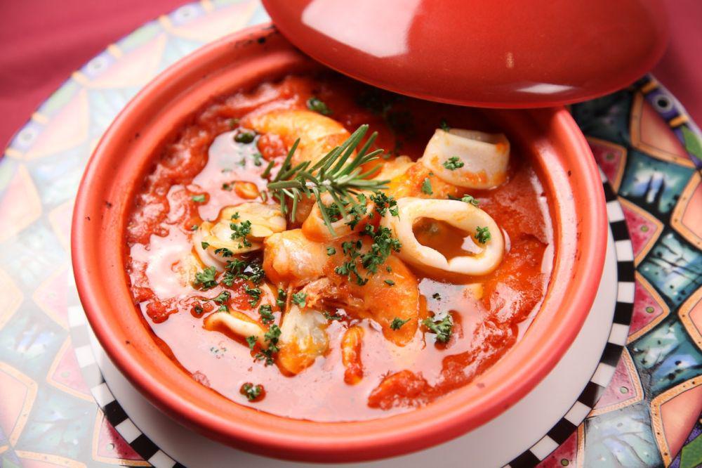 8 Pelengkap Isian Sambal Cumi, Jadi Lebih Lezat!