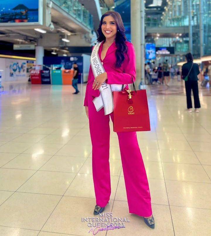 Millen Cyrus berangkat ke Thailand (instagram.com/missinternationalqueen)