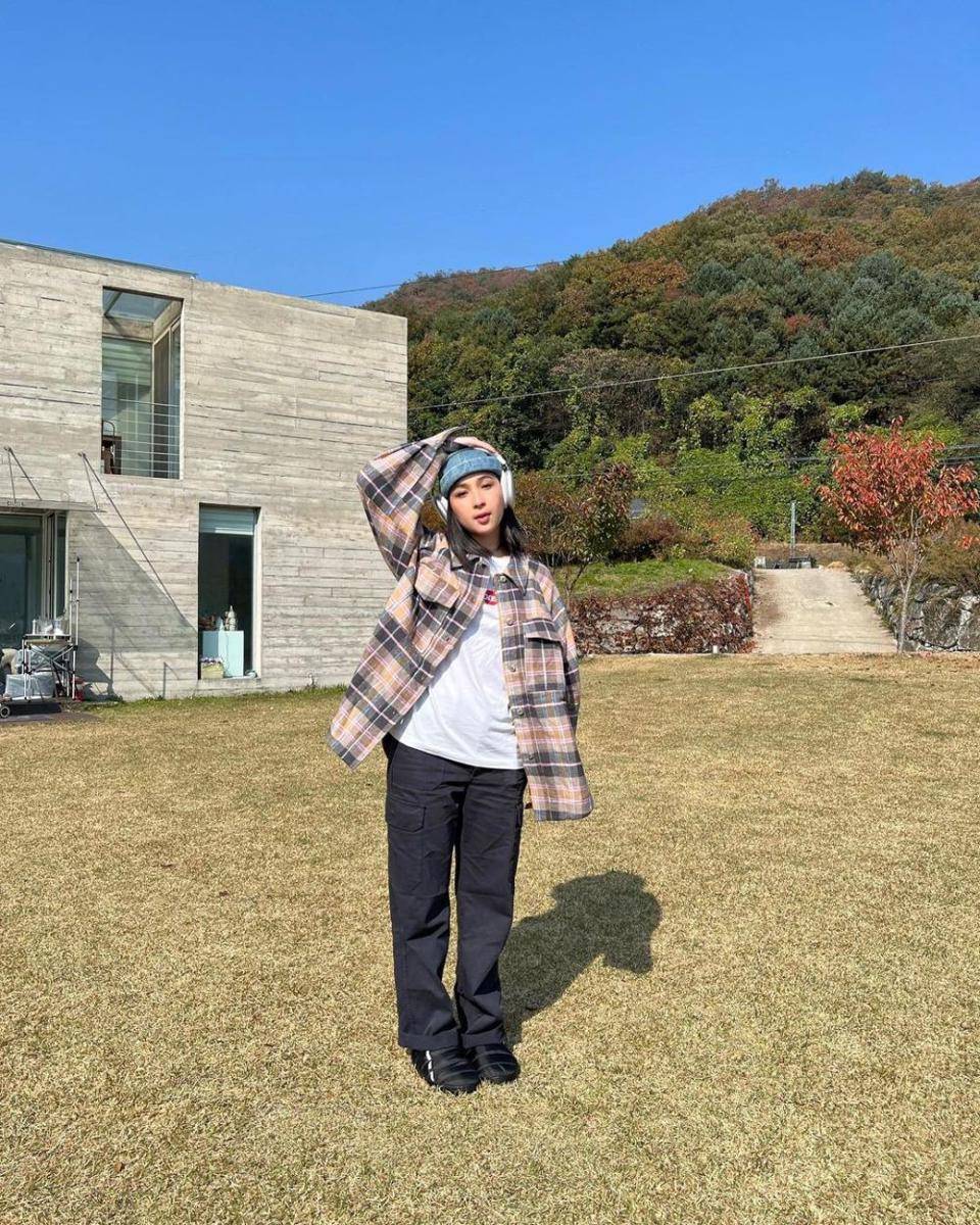 Ide OOTD untuk konser Aespa 2023 (instagram.com/agthpricilla)