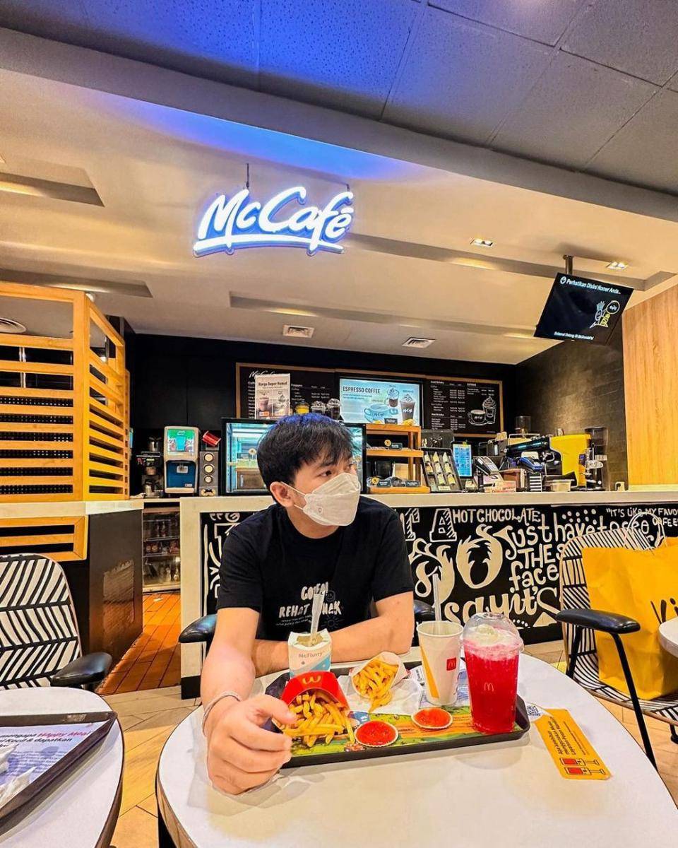 McDonald's Cideng (instagram.com/ramachance)