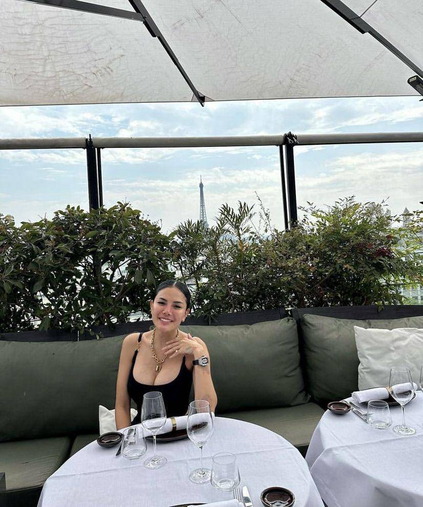 potret Nikita Mirzani liburan ke Belanda dan Paris (instagram.com/nikitamirzanimawardi_172)