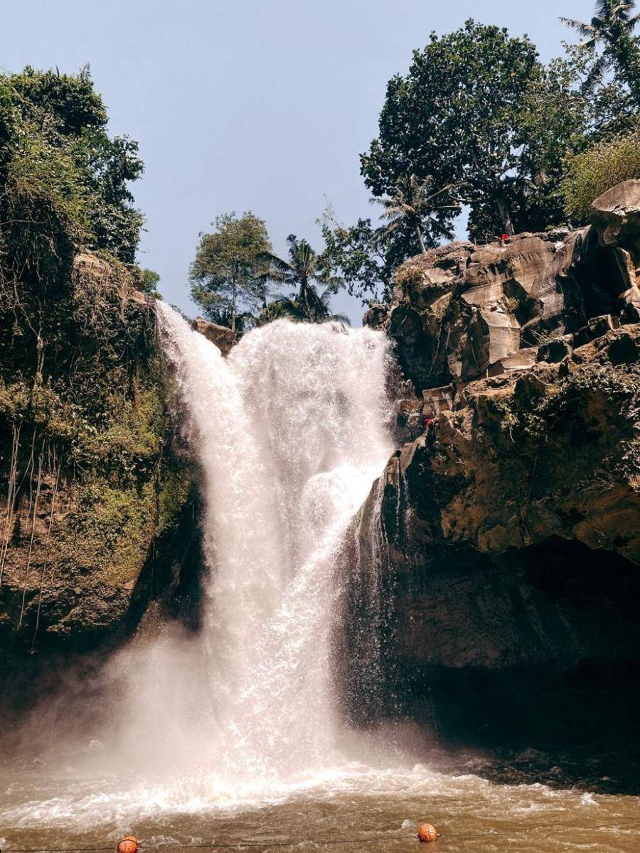 Air Terjun Tegenungan, Gianyar (unsplash.com/@anastsiia_voitenko)