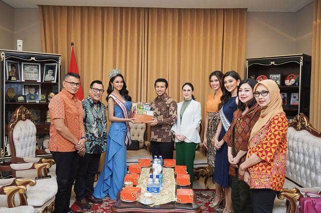 Potret Homecoming Yasinta Aurellia, Puteri Indonesia Lingkungan 2023 di Jawa Timur (Instagram.com/officialputeriindonesia)
