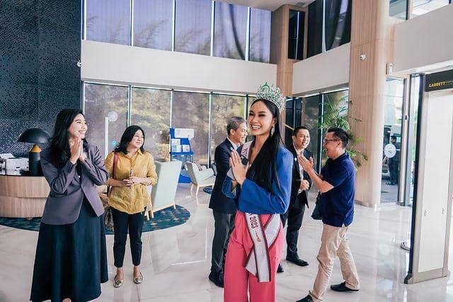 Potret Homecoming Yasinta Aurellia, Puteri Indonesia Lingkungan 2023 di Jawa Timur (Instagram.com/officialputeriindonesia)