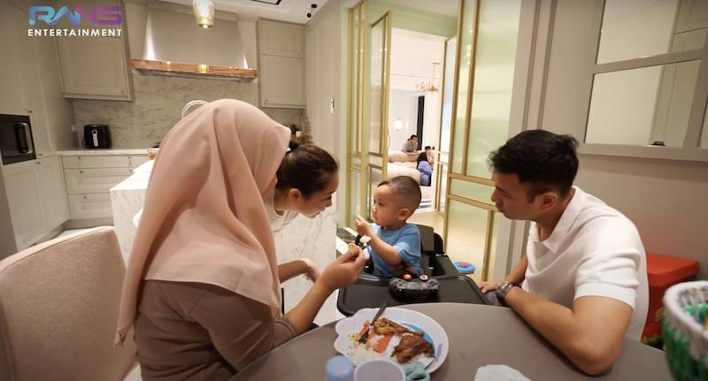 momen Raffi dan Nagita pamit ke anak-anak (youtube.com/RANS Entertainment)