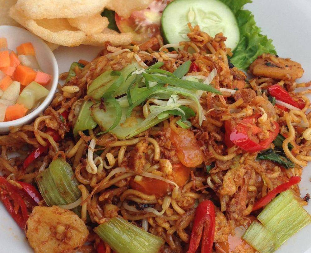Ilustrasi bakmi goreng Malaysia (instagram.com/bond_cafe)